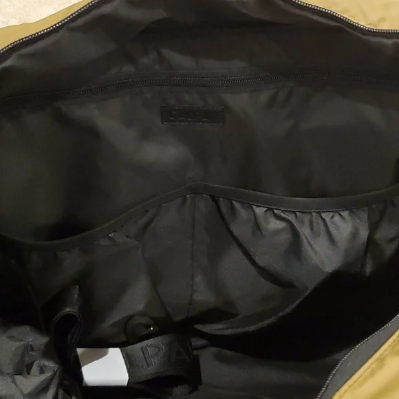 Calpak duffle bag - Picture 6 of 11